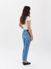 Load image into Gallery viewer, DAZE-REBEL MID RISE SLIM STRAIGHT JEAN