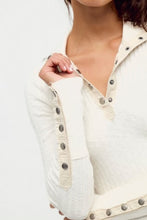 Load image into Gallery viewer, FREE PEOPLE- SURPLUS CUFF TOP