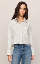 Load image into Gallery viewer, Z SUPPLY-FAVORITE STRIPED BUTTON UP TOP WHITE