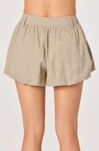 Load image into Gallery viewer, ASTR THE LABEL-MARGEEN SHORTS