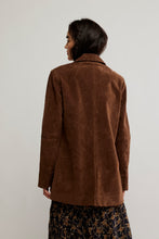 Load image into Gallery viewer, FREE PEOPLE-PAPER CUT VEGAN BLAZER BROWN BEAR