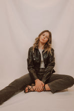 Load image into Gallery viewer, Daze Chaser cropped denim jacket