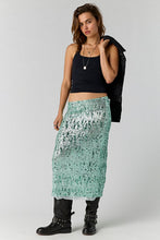 Load image into Gallery viewer, FREE PEOPLE- PARTY TRICK HALF SLIP SKIRT