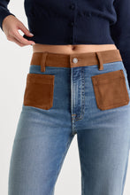Load image into Gallery viewer, GOOD AMERICAN- GOOD TRUE STRAIGHT JEANS