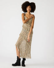 Load image into Gallery viewer, STEVE MADDEN-AIDA DRESS SAND