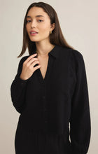 Load image into Gallery viewer, Z Supply Campo Button-Up Gauze Women Top