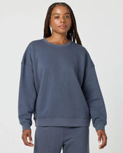Load image into Gallery viewer, FLORENCE BY MILLS-OVERSIZED SWEATSHIRT IN OMBRÉ