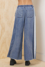 Load image into Gallery viewer, VINTAGE HAVANA-TENCEL WIDE LEG PANT WITH CONTRAST