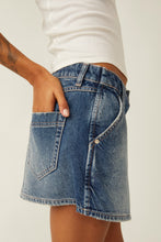 Load image into Gallery viewer, FREE PEOPLE- WYNNE SKIRT