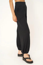 Load image into Gallery viewer, PROJECT SOCIAL T- CABANA RIB PANT BLK