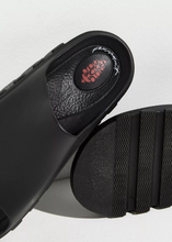 Load image into Gallery viewer, Free People- Movement Slide