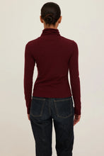 Load image into Gallery viewer, PROJECT SOCIAL T- FRANKLIN LONG SLEEVE TOP
