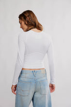 Load image into Gallery viewer, FREE PEOPLE-PROTAGANIST LONG SLEEVE
