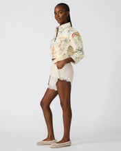 Load image into Gallery viewer, STEVE MADDEN-DAISEE SHORT BIRCH WHITE
