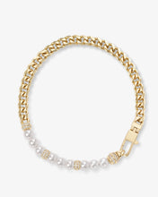 Load image into Gallery viewer, MELINDA MARIA-JULIAN LOVES PEARLS BRACELET 7.5
