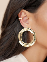 Load image into Gallery viewer, ETTIKA-OPEN CIRCLE EARRINGS
