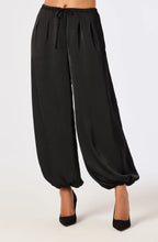 Load image into Gallery viewer, ASTR THE LABEL- AIREN PANTS
