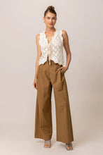 Load image into Gallery viewer, LINE AND DOT-ALEZA TIED SWEATER VEST
