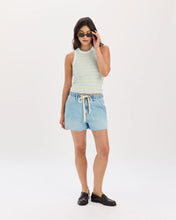 Load image into Gallery viewer, DAZE-POOLSIDE PULL ON SHORT IN CHARMED
