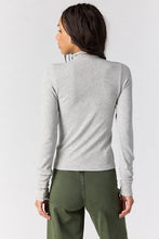 Load image into Gallery viewer, FREE PEOPLE-SO SOFT SEAMLESS MOCK NECK TOP

