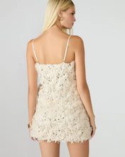 Load image into Gallery viewer, STEVE MADDEN-BLAKELYN TOP IN IVORY
