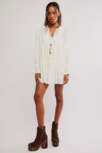 Load image into Gallery viewer, FREE PEOPLE- HAUTE HEIRLOOM MINI DRESS
