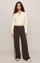 Load image into Gallery viewer, Z SUPPLY-BREAKAWAY TRACK PANT
