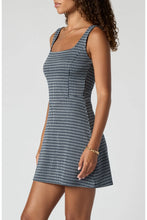 Load image into Gallery viewer, FLORENCE BY MILLS- HOUNDSTOOTH SLEEVELESS MINI DRESS
