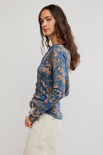 Load image into Gallery viewer, FREE PEOPLE-JAMIE HENLEY FLORAL
