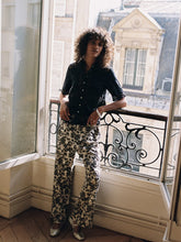 Load image into Gallery viewer, ANOTHER LOVE-RUBY TOP IN BLACK
