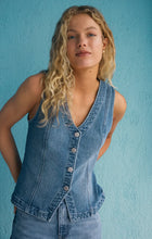 Load image into Gallery viewer, Z SUPPLY- PORTO DENIM VEST
