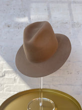 Load image into Gallery viewer, RUBY VIOLET-THE SORELLA HAT
