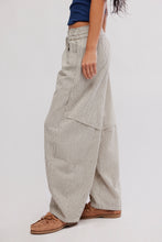 Load image into Gallery viewer, FREE PEOPLE- SOMETHING GOOD PANT
