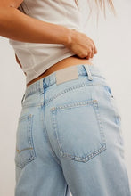 Load image into Gallery viewer, FREE PEOPLE- STRIDE JEAN ROAM FREE
