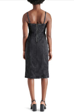 Load image into Gallery viewer, STEVE MADDEN-GISELLE DRESS WASHED BLACK
