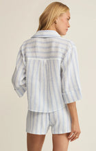 Load image into Gallery viewer, Z SUPPLY-HELENA STRIPED AIRY GAUZE SHIRT
