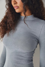Load image into Gallery viewer, Free People Feminine Tops
