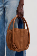 Load image into Gallery viewer, FREE PEOPLE-BARLOW BUCKET BAG
