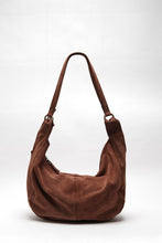 Load image into Gallery viewer, FREE PEOPLE-ROMA SUEDE TOTE
