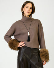 Load image into Gallery viewer, LINE AND DOT- HADLEY SWEATER
