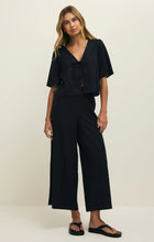 Load image into Gallery viewer, Z SUPPLY-LA BELLE LINEN CROP TOP
