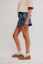Load image into Gallery viewer, FREE PEOPLE-DREAM WEAVER MICRO SKIRT
