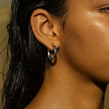 Load image into Gallery viewer, ELLIE VAIL-FLORA MEDIUM HOOP EARRING

