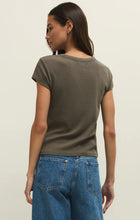 Load image into Gallery viewer, Z SUPPLY-RENAE RIB SHORT SLEEVE TOP IN KHAKI GREEN
