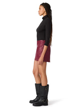 Load image into Gallery viewer, STEVE MADDEN-CINDI SKIRT
