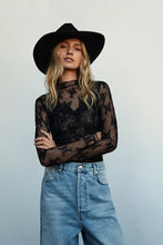Load image into Gallery viewer, FREE PEOPLE- LADY LUX LAYERING TOP
