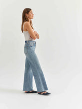 Load image into Gallery viewer, DAZE-FAR OUT HIGH RISE WIDE LEG FOOLS GOLD FOOLS
