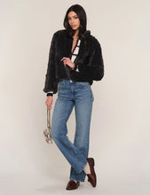 Load image into Gallery viewer, HEARTLOOM-ALDEN JACKET
