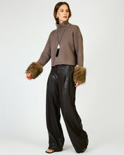 Load image into Gallery viewer, LINE AND DOT- HADLEY SWEATER
