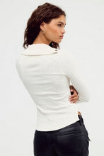 Load image into Gallery viewer, FREE PEOPLE- SURPLUS CUFF TOP
